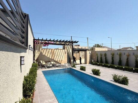 Şüvəlanda 4 otaqlı həyət evi satılır, 170 m², 375 000 AZN, şəkil 2 / 12