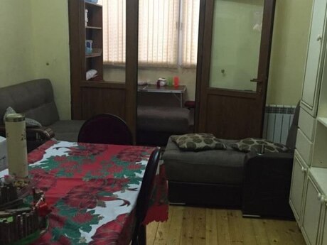 Elan №6362767 - Bakı, Gənclik m., 2 otaqlı, 65 m², 2/4 mərtəbə