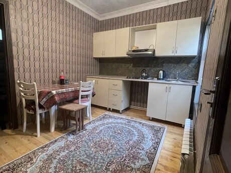 1 otaqlı həyət evi/bağ evi - Balaxanı q. - 40 m²