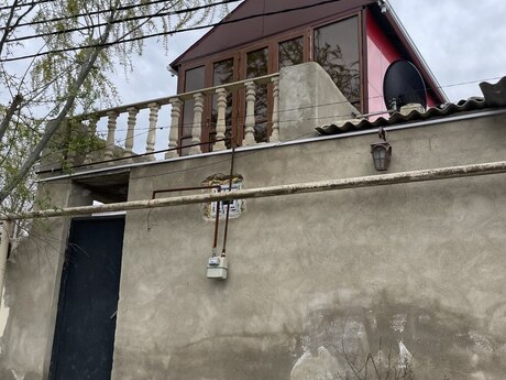 1 otaqlı həyət evi/bağ evi - Balaxanı q. - 40 m²