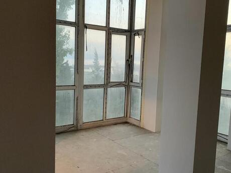 7 otaqlı həyət evi/bağ evi - Əhmədli m. - 276 m²