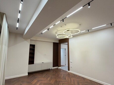4 otaqlı mənzil, 144 m², Bakıxanov: 357 000 ₼ 5