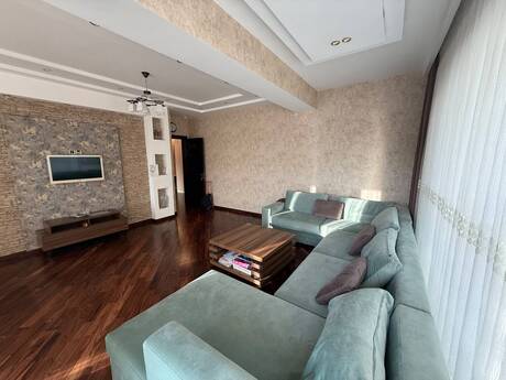 Kirayə 3 otaqlı mənzil, 130 m², Park Azure: 1 800 ₼/ay 2