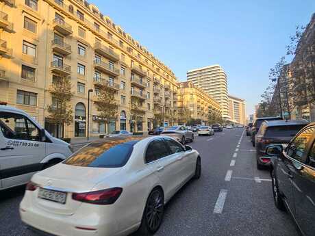 4 rooms · 160 m² · floor 3/7, Ağ şəhər