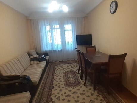 Объявление №6362956 - Баку, м. Элмляр Академиясы, 3-комн., 65 м², 4/5 этаж