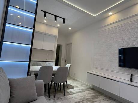 3-комн. новостройка - Наримановский р. - 70 м²
