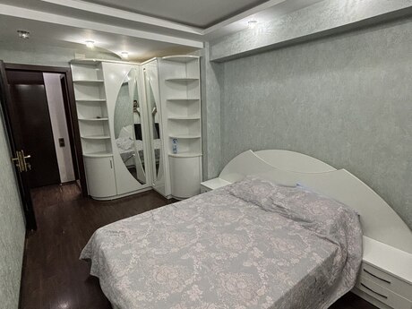 2 otaqlı köhnə tikili - Nizami m. - 65 m²