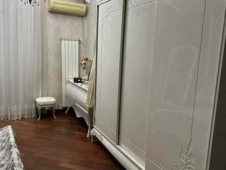 5 otaqlı mənzil, 233 m², 28 May: 830 000 ₼ 3