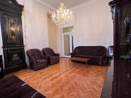 Elan №6363073 - Bakı, Sahil m., 2 otaqlı, 100 m², 3/3 mərtəbə