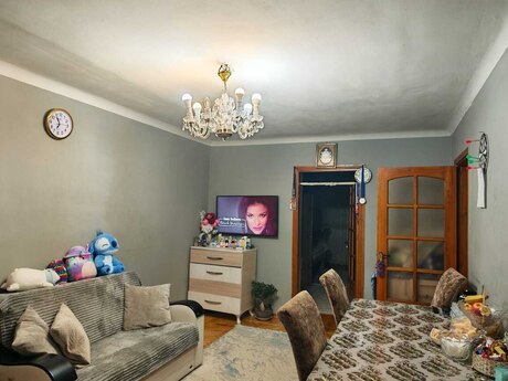 Elan №6363242 - Bakı, İnşaatçılar m., 2 otaqlı, 55 m², 3/5 mərtəbə
