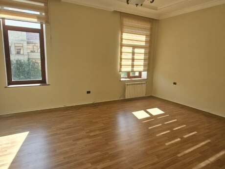 Объявление №6363266 - Баку, м. Низами, 4-комн., 250 м²