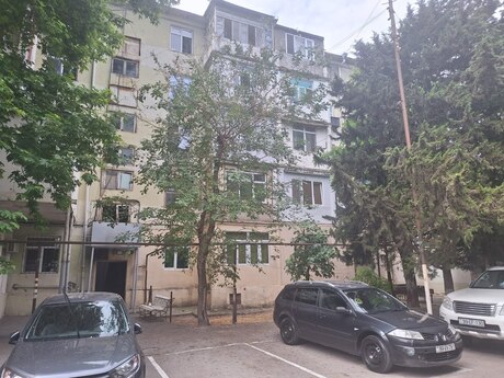 Объявление №6363307 - Баку, Сабаильский р., 2-комн., 50 м², 1/5 этаж