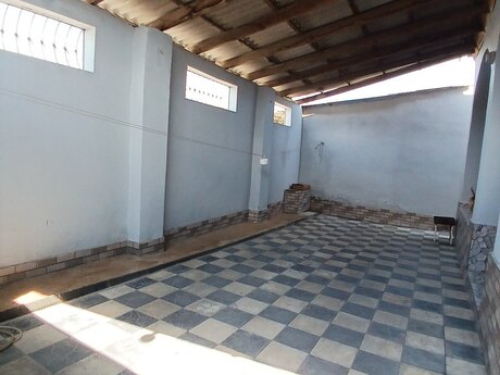 4 otaqlı həyət evi, 140 m², Yeni Suraxanı: 129 000 ₼ 2
