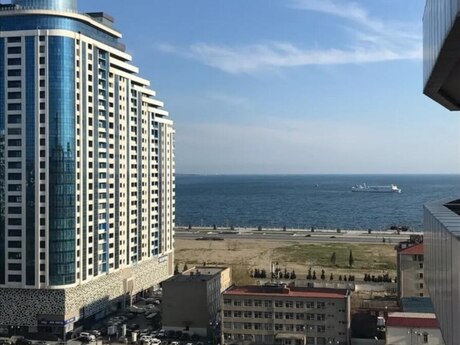 4 otaq · 180 m² · 15/16 mərtəbə, Şah İsmayıl Xətai