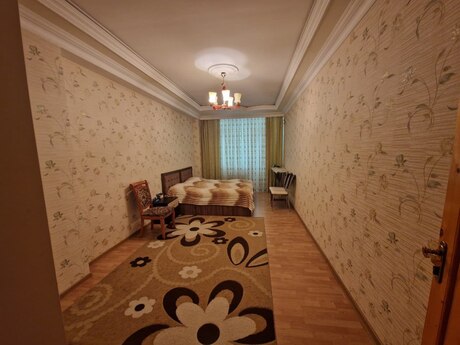 2-room apartment, 105 m², Memar Əcəmi: 285 000 ₼ 4