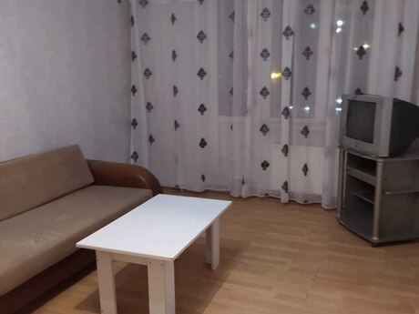 Объявление №6363458 - Баку, м. Иншаатчылар, 2-комн., 50 м², 4/5 этаж
