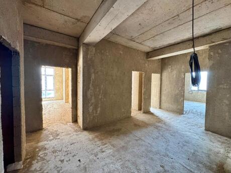4 otaqlı yeni tikili - Badamdar q. - 156 m²