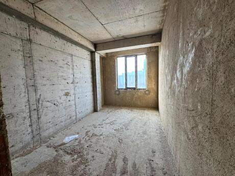 4 otaqlı yeni tikili - Badamdar q. - 156 m²