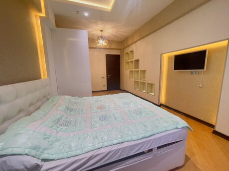 3 otaqlı mənzil, 115 m², Şah İsmayıl Xətai: 370 000 ₼ 5