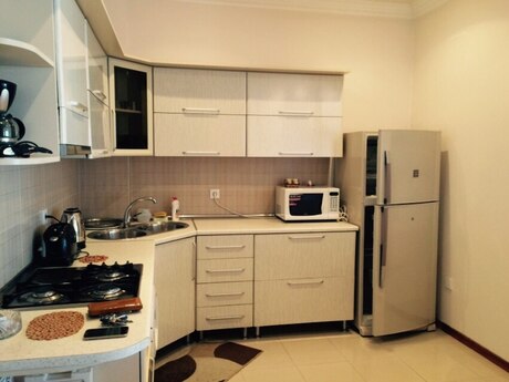 Elan №6363544 - Bakı, Nizami m., 2 otaqlı, 87 m², 9/14 mərtəbə