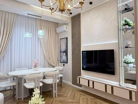 2-комн. новостройка - м. Элмляр Академиясы - 73 м²