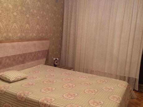 Elan №6363568 - Bakı, İnşaatçılar m., 3 otaqlı, 80 m², 5/5 mərtəbə