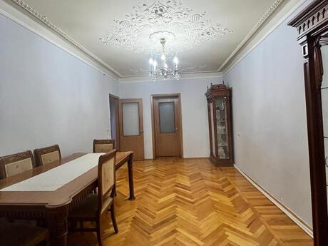 4-комн. вторичка - Ясамальский р. - 100 м²