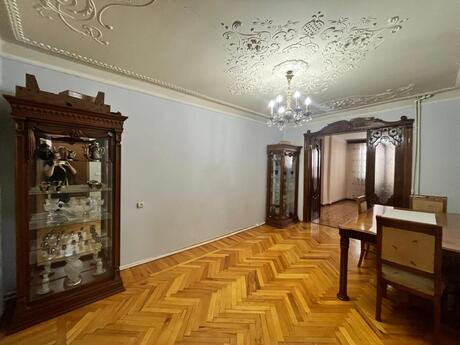 Объявление №6363662 - Баку, Ясамальский р., 4-комн., 100 м², 2/6 этаж