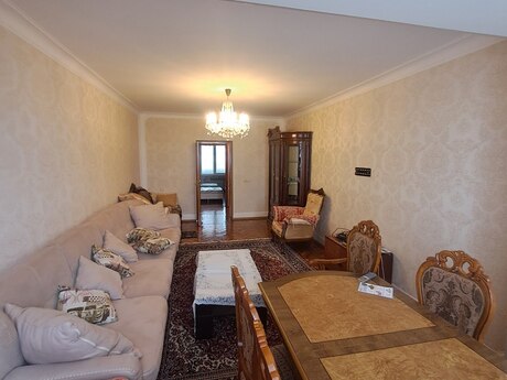 Kirayə 3 otaqlı mənzil, 80 m², Xalqlar Dostluğu: 650 ₼/ay 2