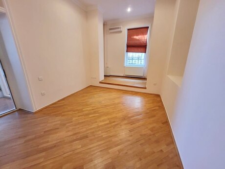 Аренда: 4-комнатная квартира, 200 м², İçəri Şəhər: 2 500 ₼/мес 2