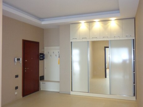 Объявление №6363856 - Баку, м. 8 ноября, 4-комн., 230 м², 13/14 этаж