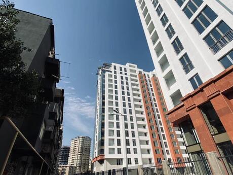 2 otaqlı köhnə tikili - Elmlər Akademiyası m. - 60 m²