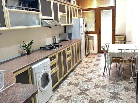 3 otaqlı mənzil, 100 m², 28 May: 350 000 ₼ 3