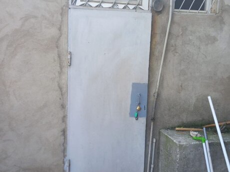 1 otaqlı həyət evi/bağ evi - Bakıxanov q. - 30 m²