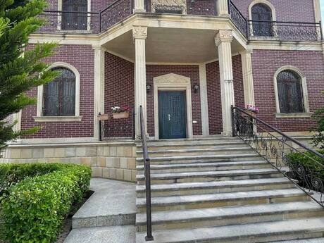 5 otaqlı həyət evi/bağ evi - Mərdəkan q. - 460 m²