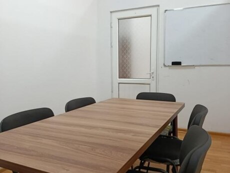 Объект - м. Низами - 150 м²