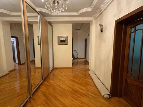 2-room new-build apartment for sale in Şah İsmayıl Xətai, 110 m², 310 000 AZN, photo 3 / 9