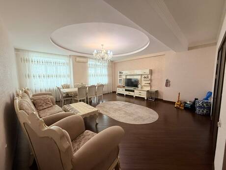 Продаётся 3-комнатная квартира в новостройке, ЖК Crown City Residence, 130 м², 495 000 AZN, фото 4 / 12