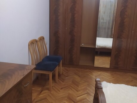İnşaatçılarda 3 otaqlı köhnə tikili mənzil kirayə verilir, 70 m², 600 AZN/ay, şəkil 3 / 6
