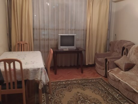 3 otaq · 70 m²
