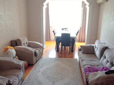 Объявление №6364142 - Баку, м. Нефтчиляр, 3-комн., 75 м², 3/5 этаж