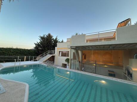 6 otaqlı həyət evi/bağ evi - Xəzər r. - 540 m²
