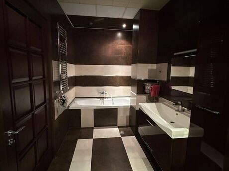 3 otaqlı mənzil, 160 m², 28 May: 450 000 ₼ 5