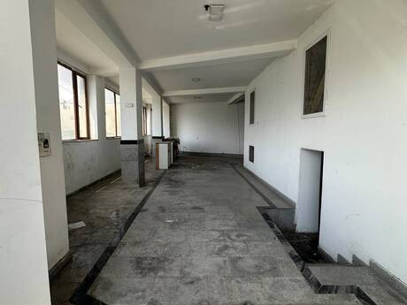 Obyekt - Binəqədi r. - 913 m²