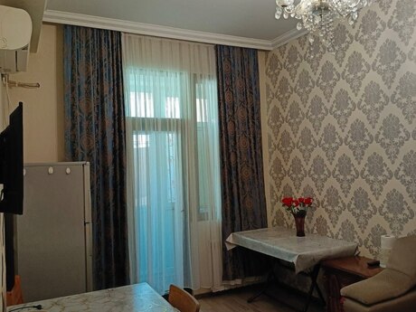 2-комн. новостройка - м. 8 ноября - 45 м²