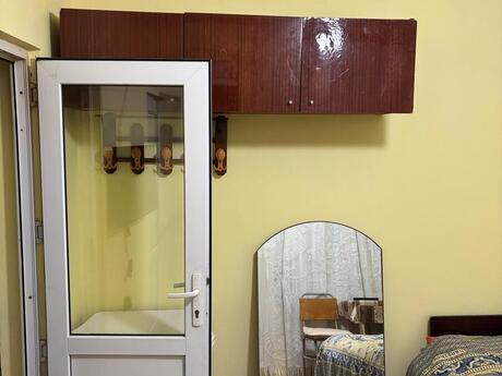 1 otaqlı həyət evi/bağ evi - Yeni Günəşli q. - 50 m²