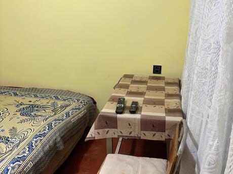 1 otaqlı həyət evi/bağ evi - Yeni Günəşli q. - 50 m²
