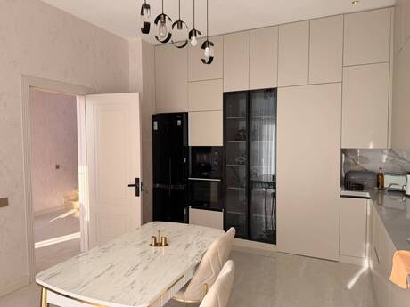 5-комн. дом/дача - пос. Вишнёвка - 240 м²