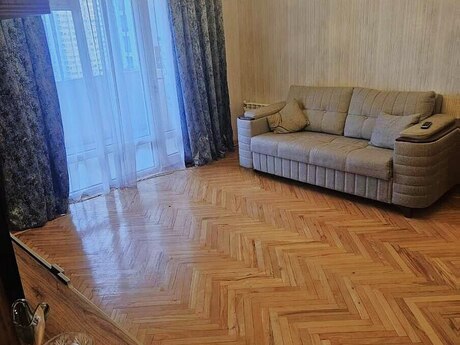Elan №6364264 - Bakı, Elmlər Akademiyası m., 3 otaqlı, 90 m², 4/8 mərtəbə