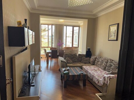 Elan №6364276 - Bakı, Nərimanov r., 3 otaqlı, 85 m², 5/5 mərtəbə